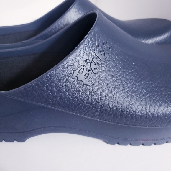 birkenstock nursing shoes